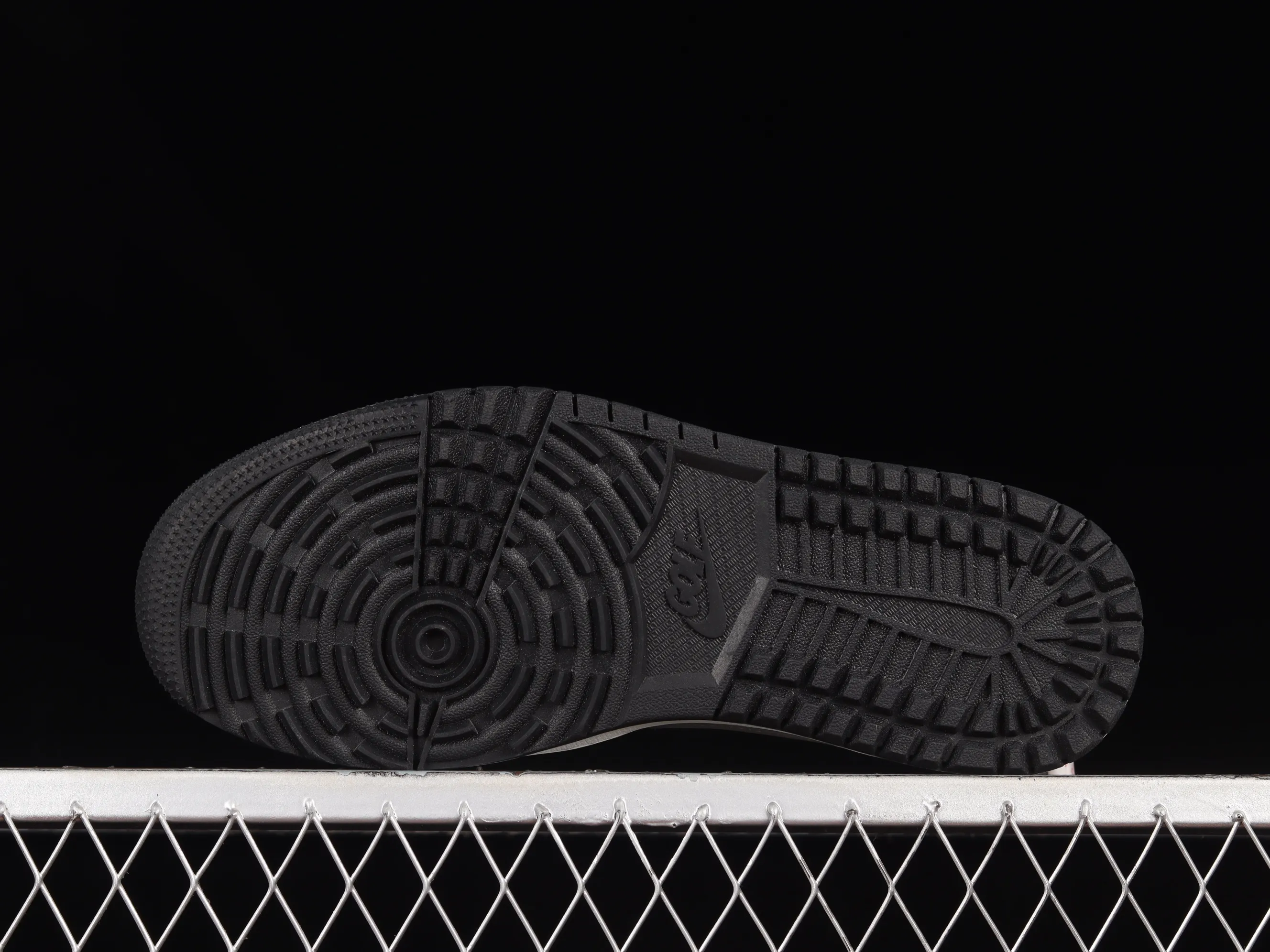 All categories Air Jordan Jordan series basketball shoes Air Jordan 1 Low G version pure original Air Jordan 1 Low Golf "Shadow" AJ1 Joe 1 new golf version black and gray shadow color DD9315-001